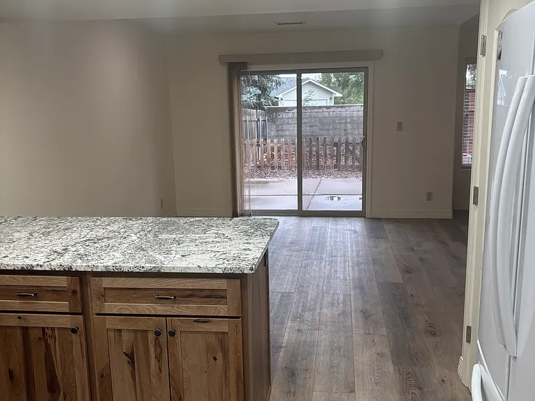 4050 E Village Cir — Photo 7