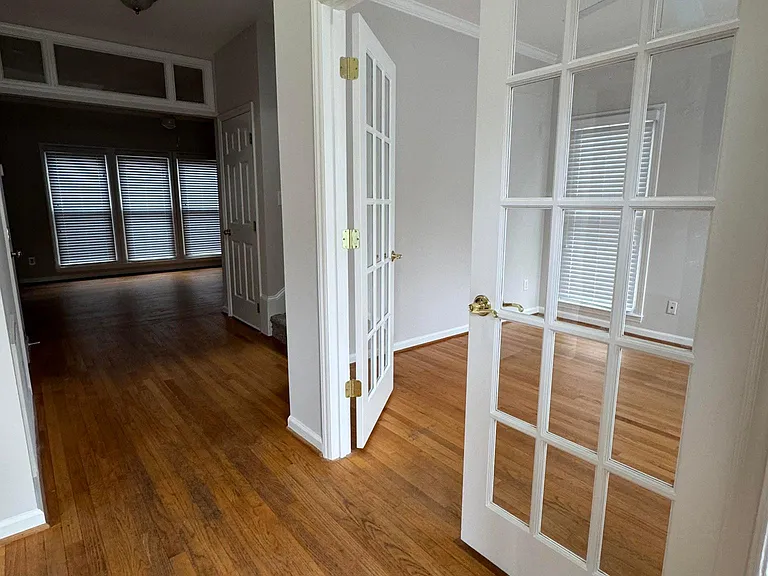 8605 Tanzanite Ct — Photo 3