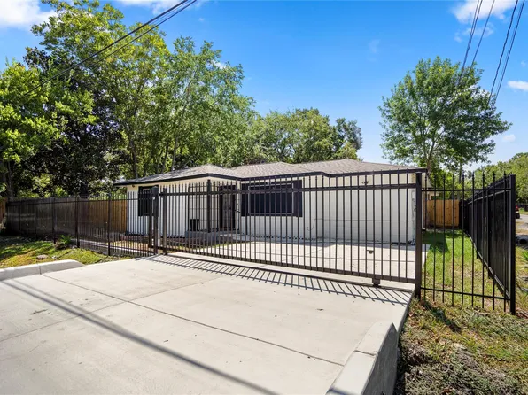 5202 Denmark St, Houston, TX 77016