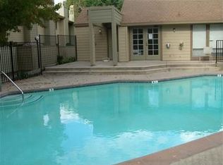 2643 E Manoa Rd, Honolulu, HI 96822