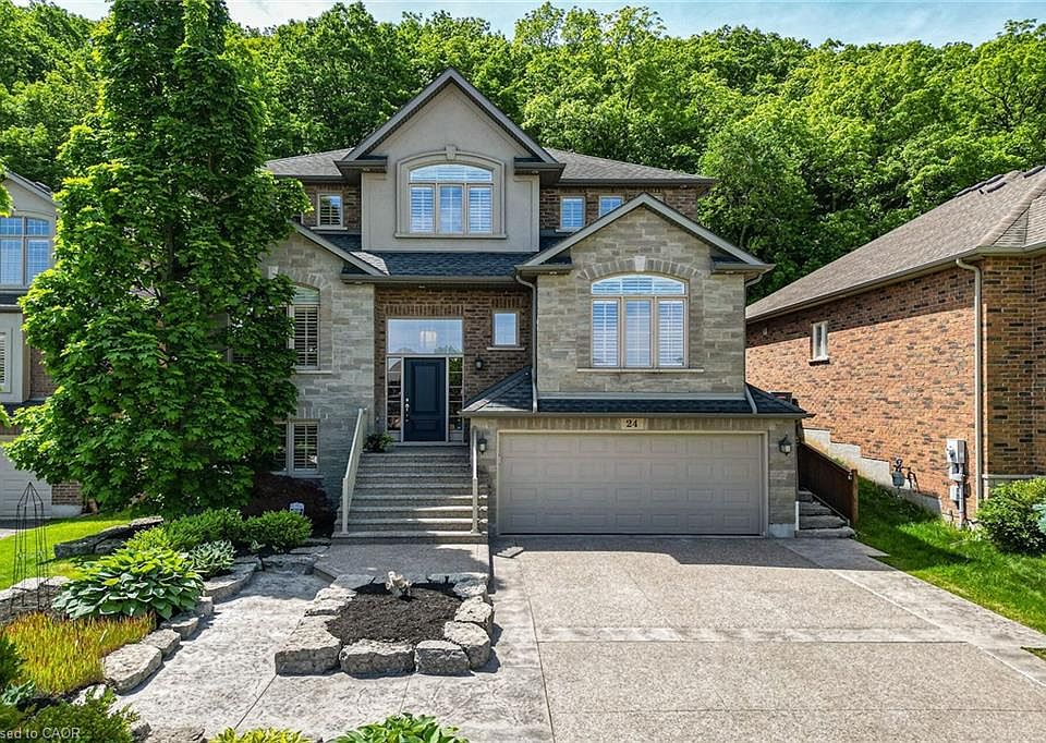 1st image of 24 Heathcote Ct