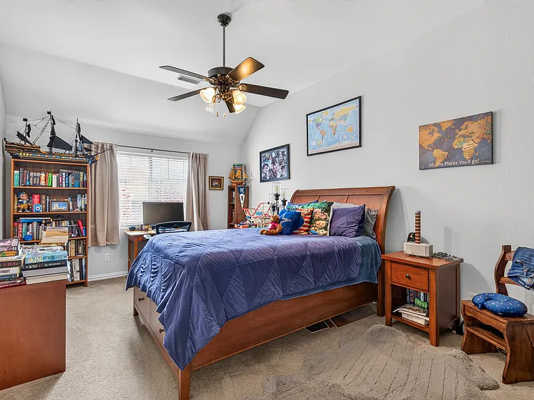 4633 Oak Shores Dr — Photo 18