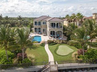 3636 Ocean Dr, Vero Beach, FL 32963
