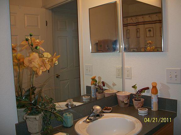 5th image of 2681 Willow Glen Cir