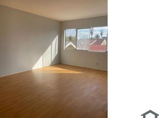 117 S Hoover St APT 4, Los Angeles, CA 90004