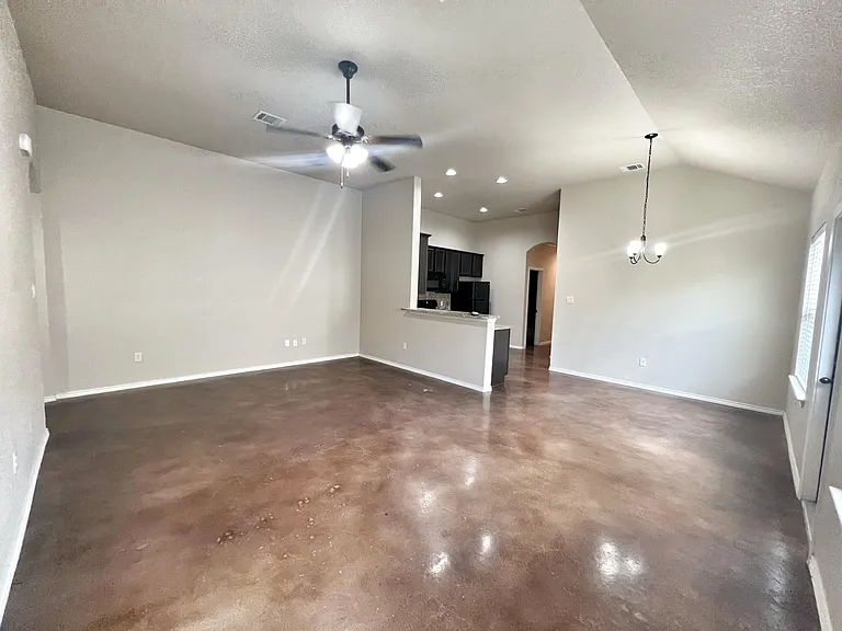 2611 Pahmeyer Rd — Photo 5