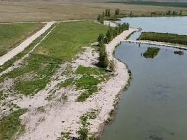 124 Round Lake Rd, Pettibone, ND 58475