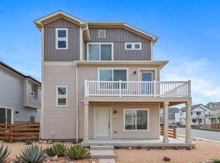 46570 Avery Lane, Bennett, CO 80102