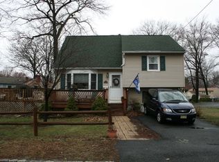 627 Lake Shore Dr, Parsippany, NJ 07054