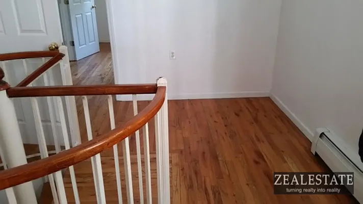 Rented by ZealEstate Group Inc | media 46