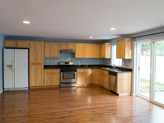 3rd image of 12601 NE 26th St