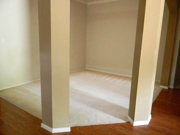 4th image of 924 Ascension Dr