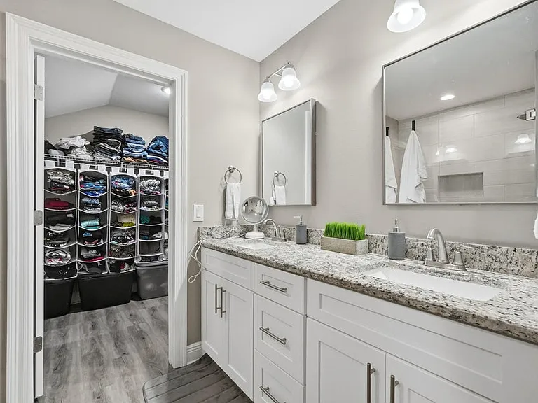 2331 Hadleigh Hills Ct — Photo 18
