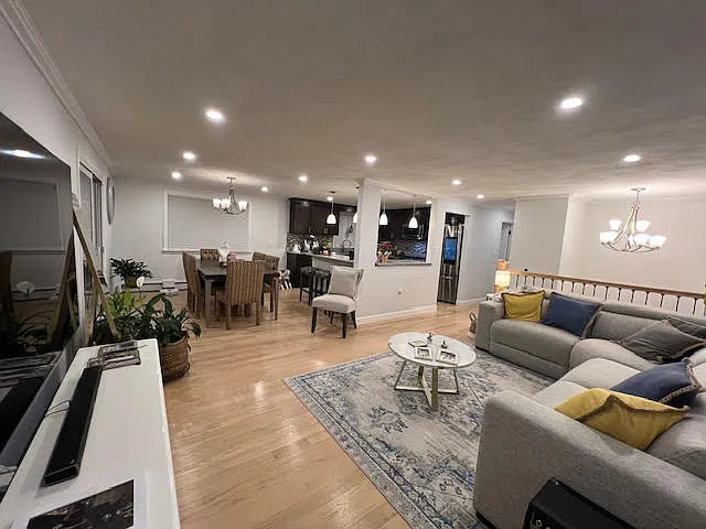 Building Photo - 51 Dawes St #1