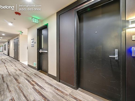 5th image of 2655 Bush St #327-A