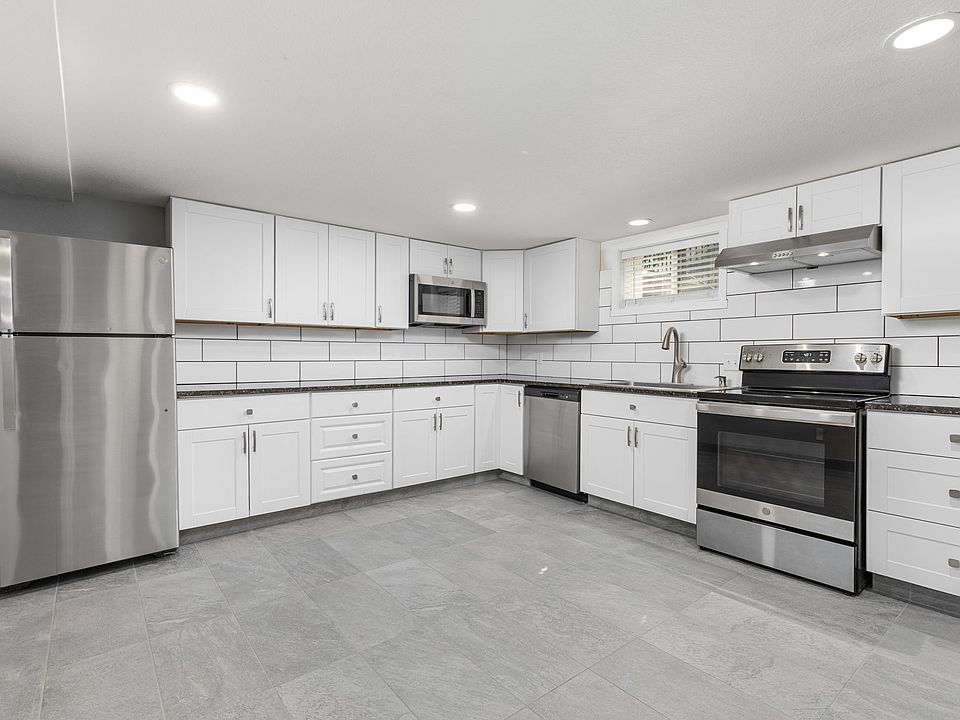 1st image of 603 18th St #B