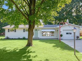 14 Greenway Dr, Goshen, IN 46526