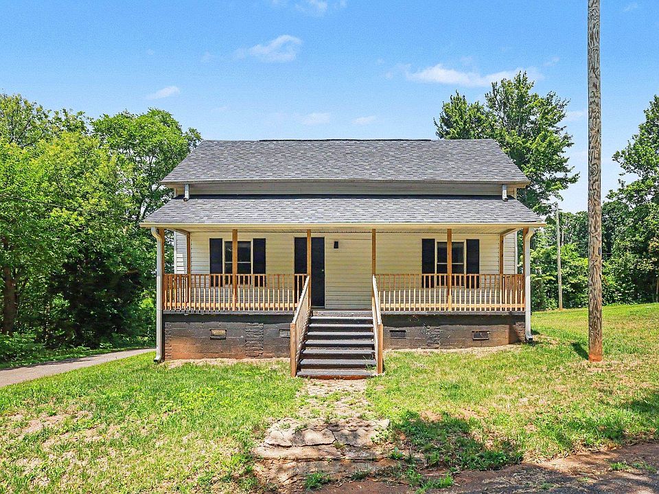1st image of 586 Hickory Dr