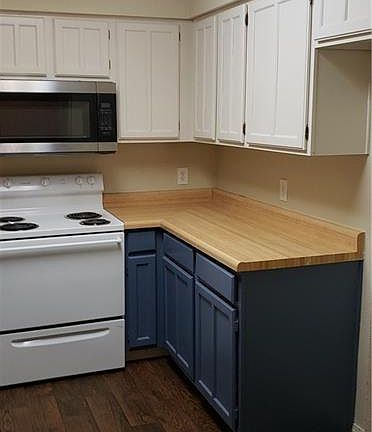 2nd image of 4401 River Valley Dr APT 504