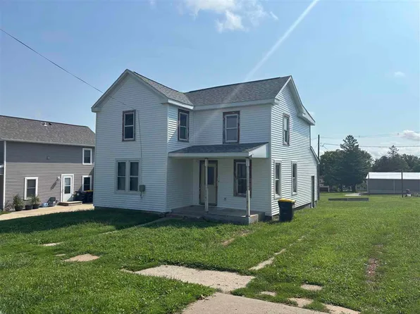405 Court St, Williamsburg, IA 52361