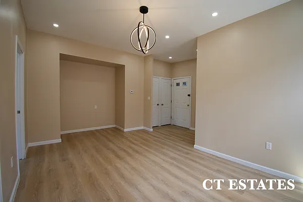 Rented by CT Estates | media 22