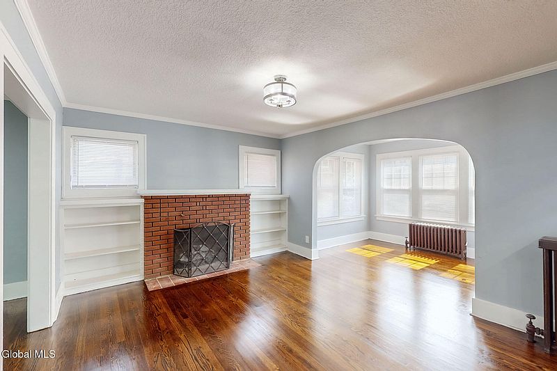 4th image of 119 Western Parkway