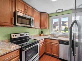 101 Spring Ln, Suffield, CT 06078