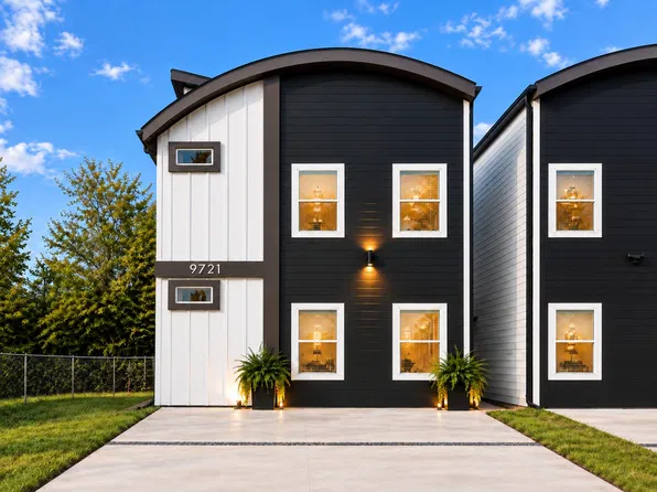 9721 Turnbow A And B St, Houston, TX 77029