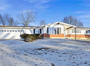 9807 N Leaf River Rd, Leaf River, IL 61047