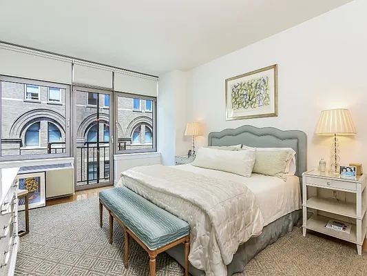 Rented by Sotheby's International Realty | media 26