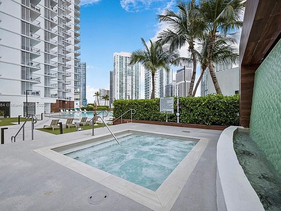 5th image of 350 S Miami Ave #4001