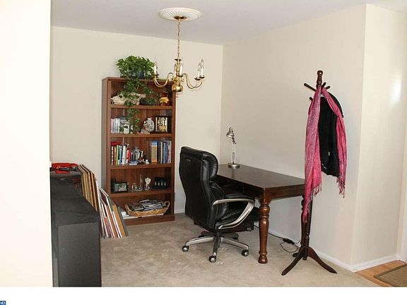4th image of 101 Quince Ct