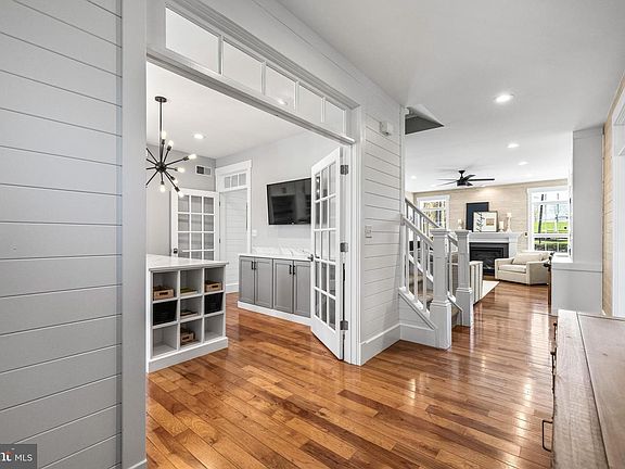5th image of 95 Shady Ln