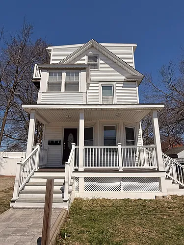 29 Allen St #1 Photo 1