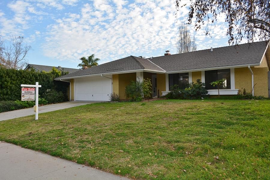 1st image of 4765 El Carro Ln