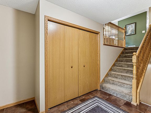 2nd image of 3185 Joyce St