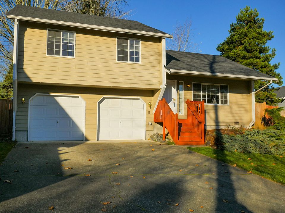 1st image of 9711 7th Pl SE