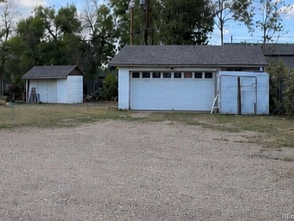 3rd image of 2261 W 56th Avenue