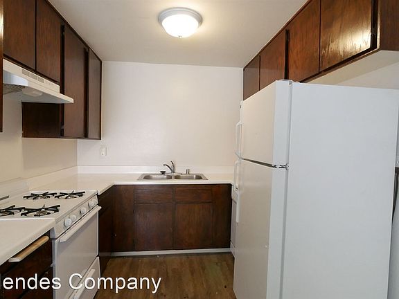 2nd image of 3659 Lemona Ave APT 4