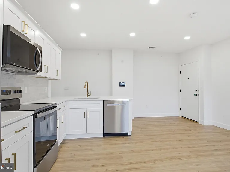 100 W Front St #2B — Photo 5