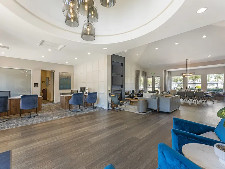 At Ascent at the Galleria, the leasing office and clubhouse are located side by side, offering convenience and easy access to both resident services and community amenities.