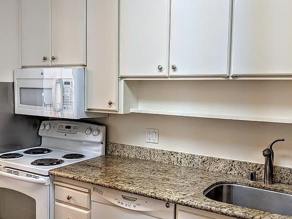 2nd image of 845 N Humboldt St APT 310