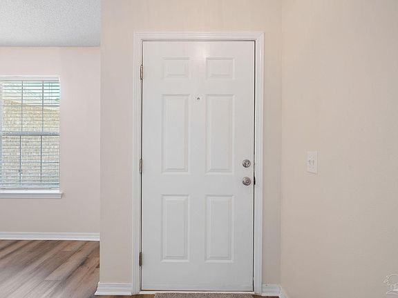 3rd image of 5845 Ashton Woods Cir
