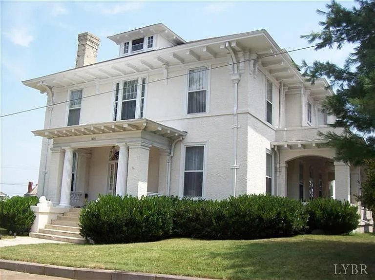 1416 Harrison St photo 1