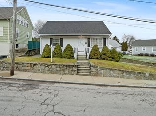 15 Old Rd, Providence, RI 02908