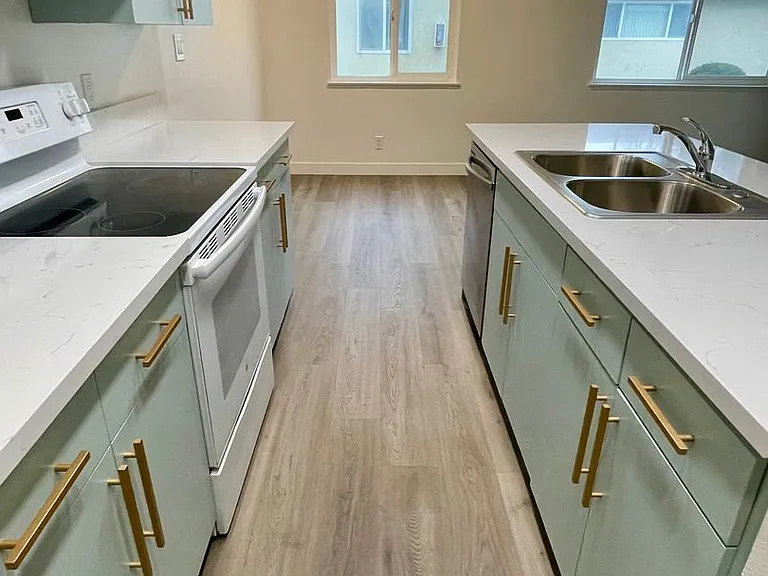 2301 Prescott Rd — Photo 2