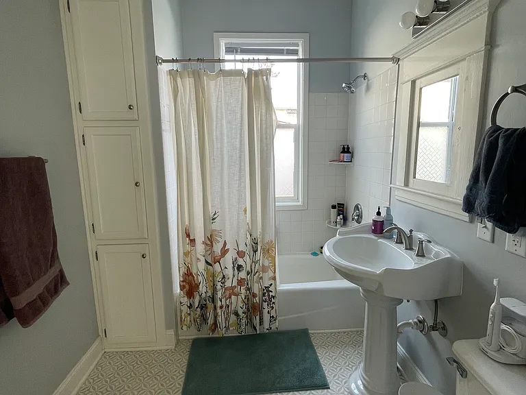 641 Fillmore St NE #1 — Photo 7