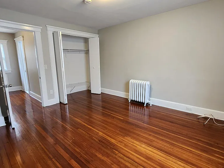 60 Houston Ter — Photo 10