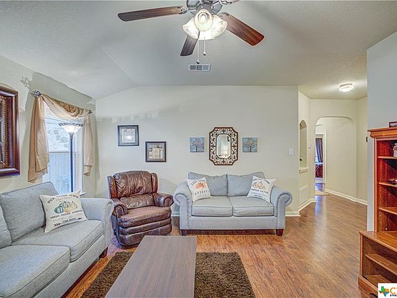 5th image of 276 Oak Creek Way