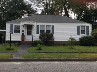38 Knowles Rd, Worcester, MA 01602